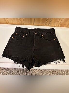 Women’s Levi Shorts